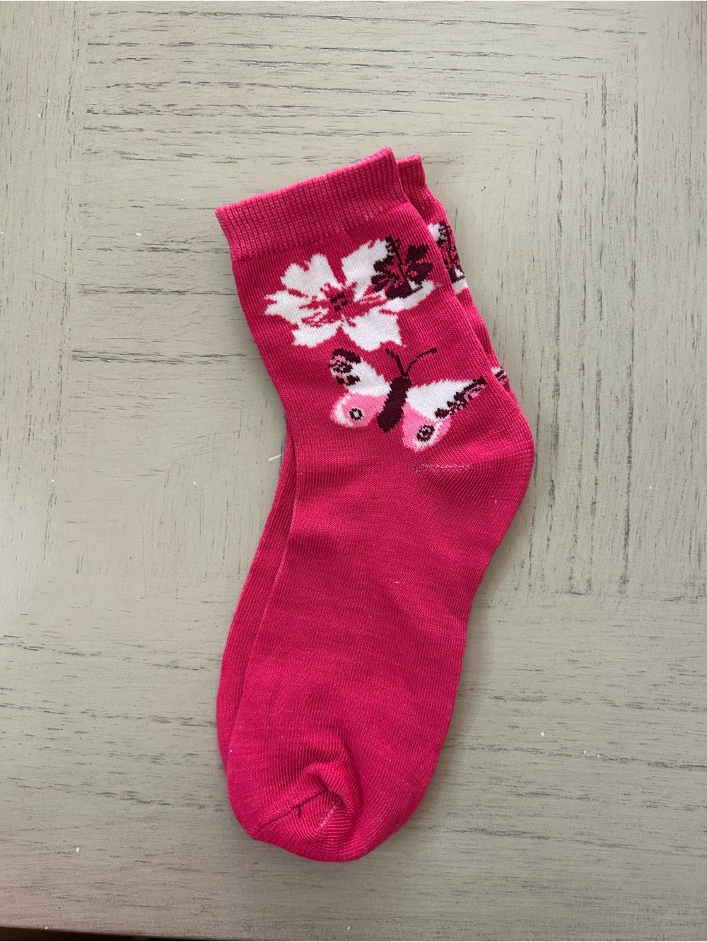 4 pairs of Hot Pink Floral & Butterfly Crew Socks